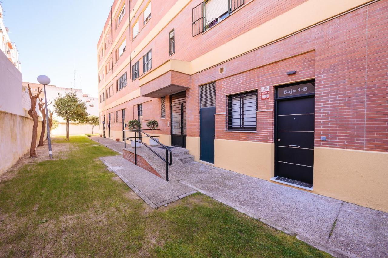Urban Pulses Nervion Apartment Seville Exterior photo